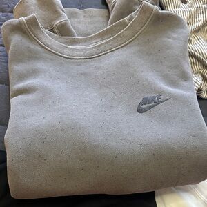 Nike Men's Dark Gray Speckled Crewneck Sweater